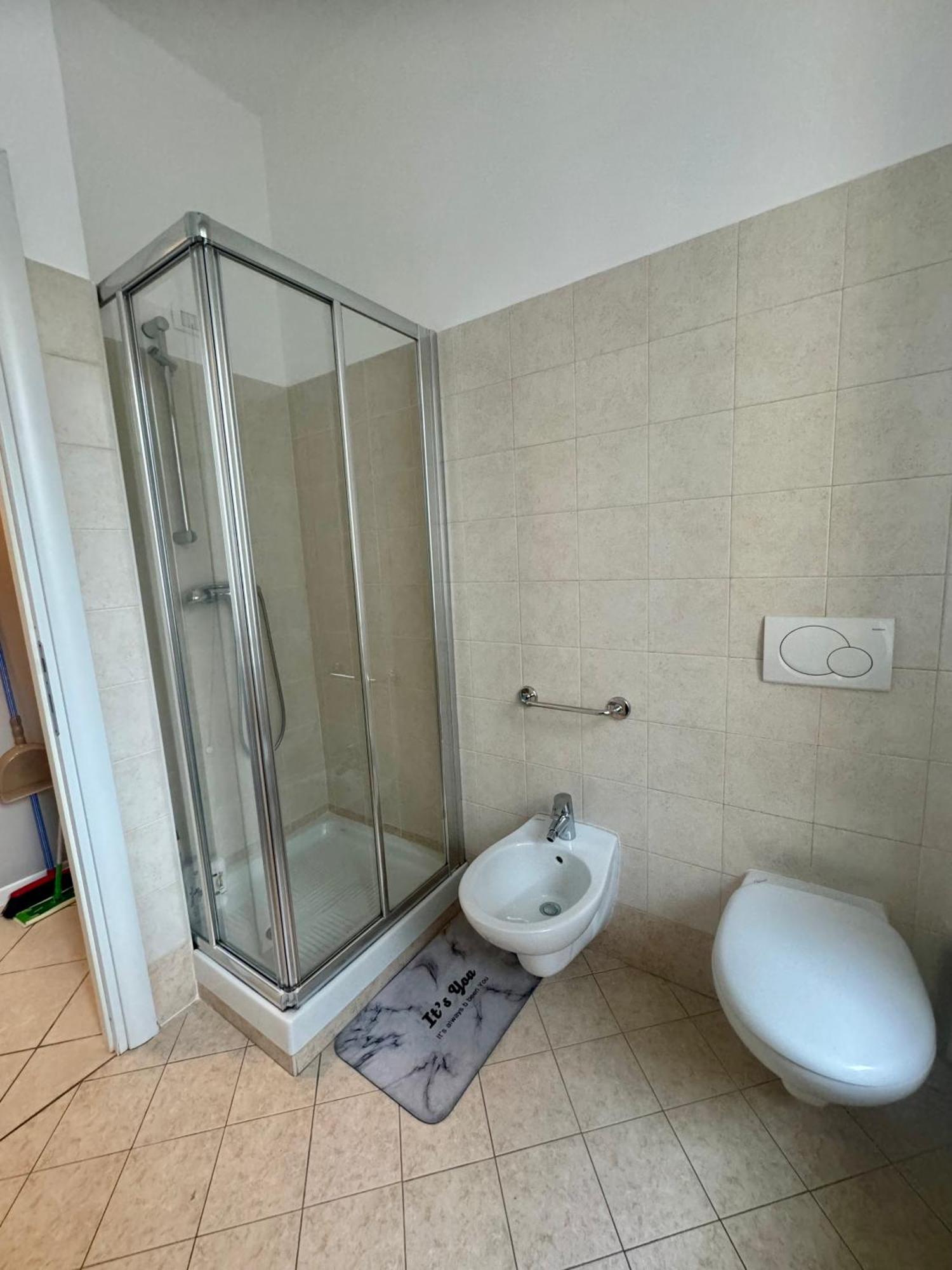 Casa Tito - Accogliente Monolocale A Due Passi Dalla Stazione Cesano Maderno Εξωτερικό φωτογραφία